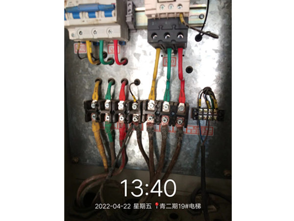 岳麓青城二期項(xiàng)目--塔吊、電梯月檢